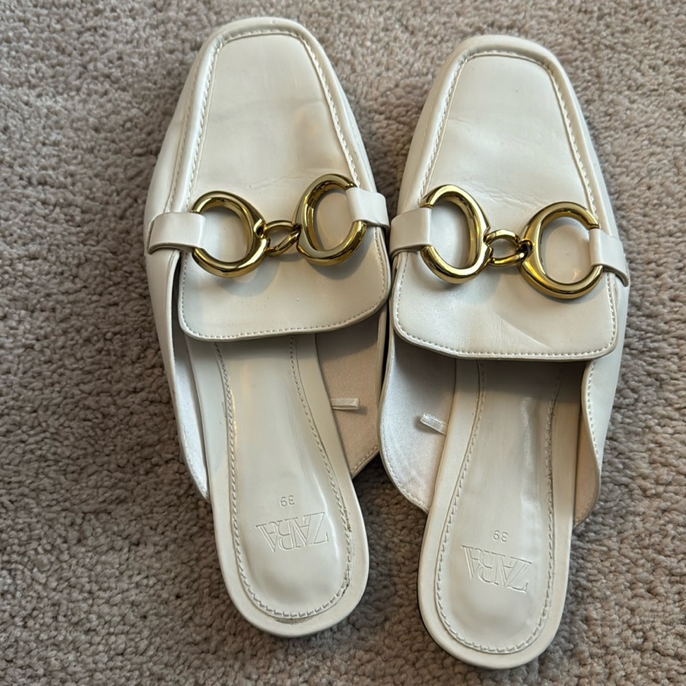 Women’s Zara cream mules